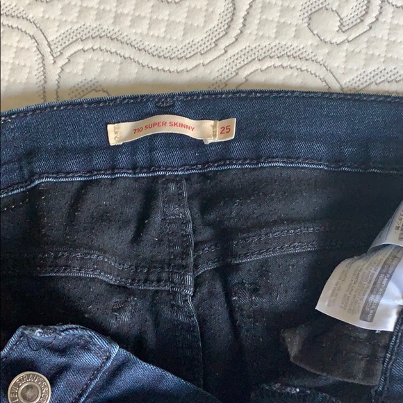 Levi’s 710 Super Skinny - Picture 2 of 6